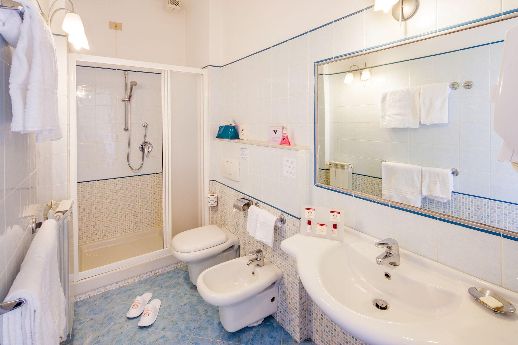 Hotel Eden Park Diano Marina Bagian luar foto