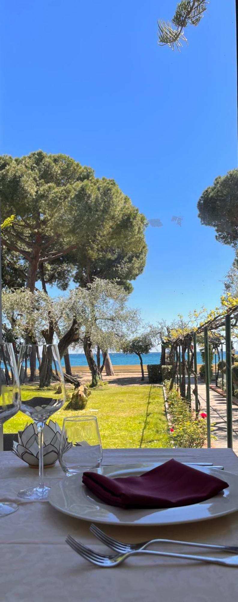 Hotel Eden Park Diano Marina Bagian luar foto